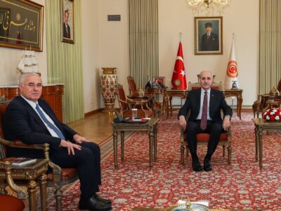 Kamu Denetçiliği Kurumu Başkanı Akarca, TBMM Başkanı Kurtulmuş’u Ziyaret Etti