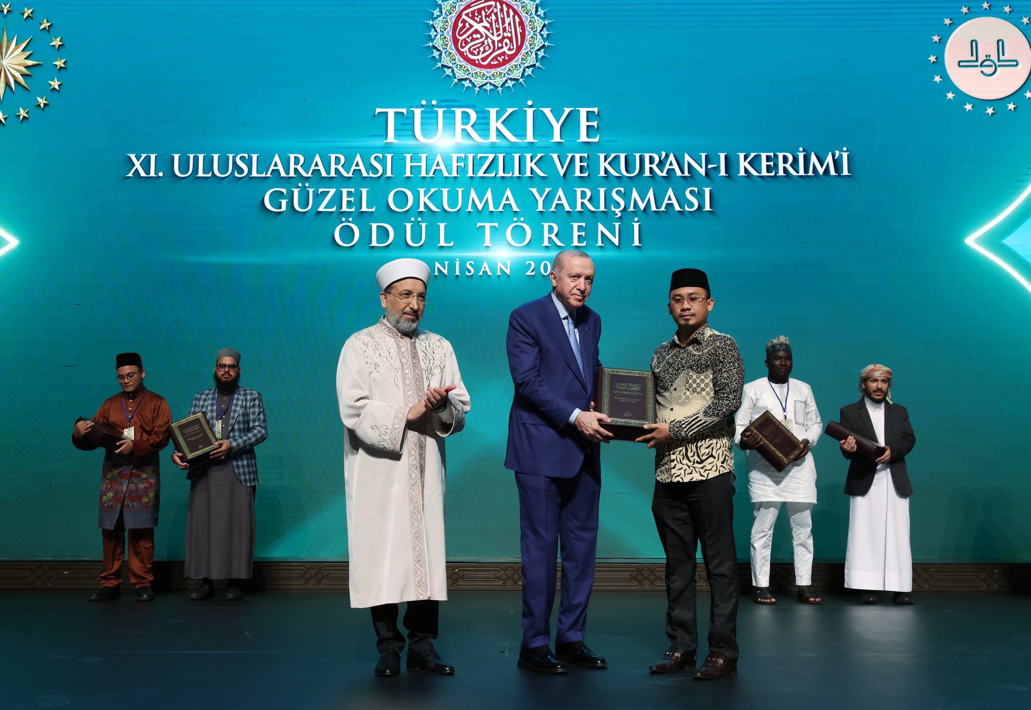 Cumhurbaşkanı Erdoğan’dan Kur’an-ı Kerim’i Güzel Okuma Yarışması’nda Dikkat Çeken Açıklamalar: İslam Dünyasına Birlik Mesajı