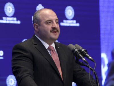 Mustafa Varank’tan Oyuncu Görkem Sevindik’e Destek: “Sanatçımızın Sonuna Kadar Yanındayız”