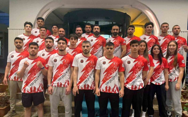 Milli sporcuların yüksek irtifa durağı Van oldu: Şampiyonalar öncesi güç depoladılar