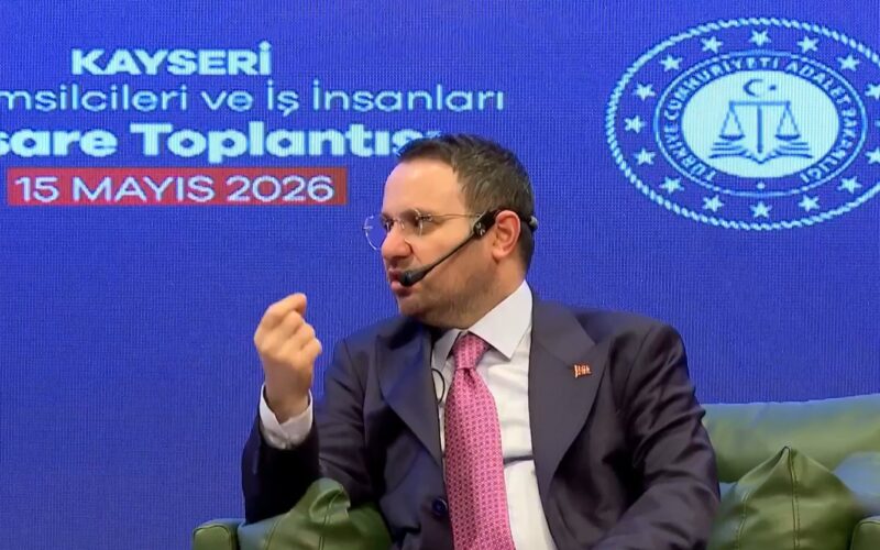 Adalet Bakanı Gürlek Kayseri’de: “Suçun Ucu Nereye Dokunursa Dokunsun Devletimizin Demir Yumruğunu İndiriyoruz”