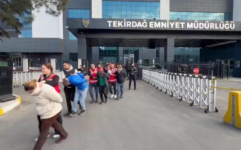 Tekirdağ’da Sosyal medya üzerinden fuhuş ağına darbe: 11 kişi tutuklandı