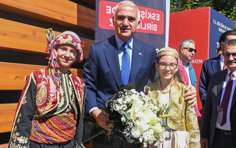 Bakan Ersoy: Eskişehir, Türkiye Kültür Yolu Festivali Rotasına Dahil Oldu