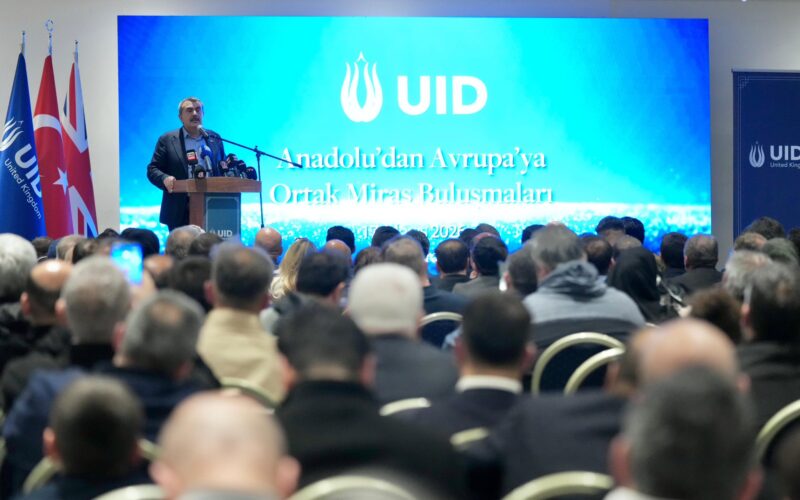 Milli Eğitim Bakanı Yusuf Tekin Londra’da Konuştu: Türkiye Tüm Alanlarda Olağanüstü Sıçrama Yaşadı