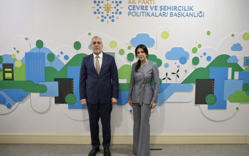 Çalışma Ve Sosyal Güvenlik Bakanı Işıkhan’dan AK Parti Genel Başkan Yardımcısı Ayan’a Hayırlı Olsun Ziyareti