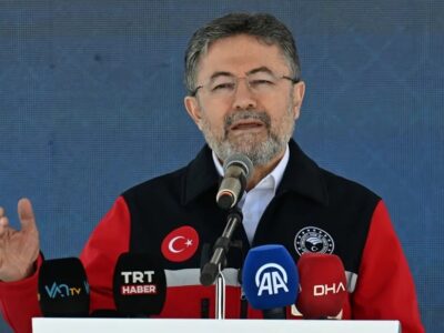 Bakan Yumaklı Van’da Konuştu: “Dünyada Soykırıma Dur Diyen Tek Ülke Türkiye’dir”