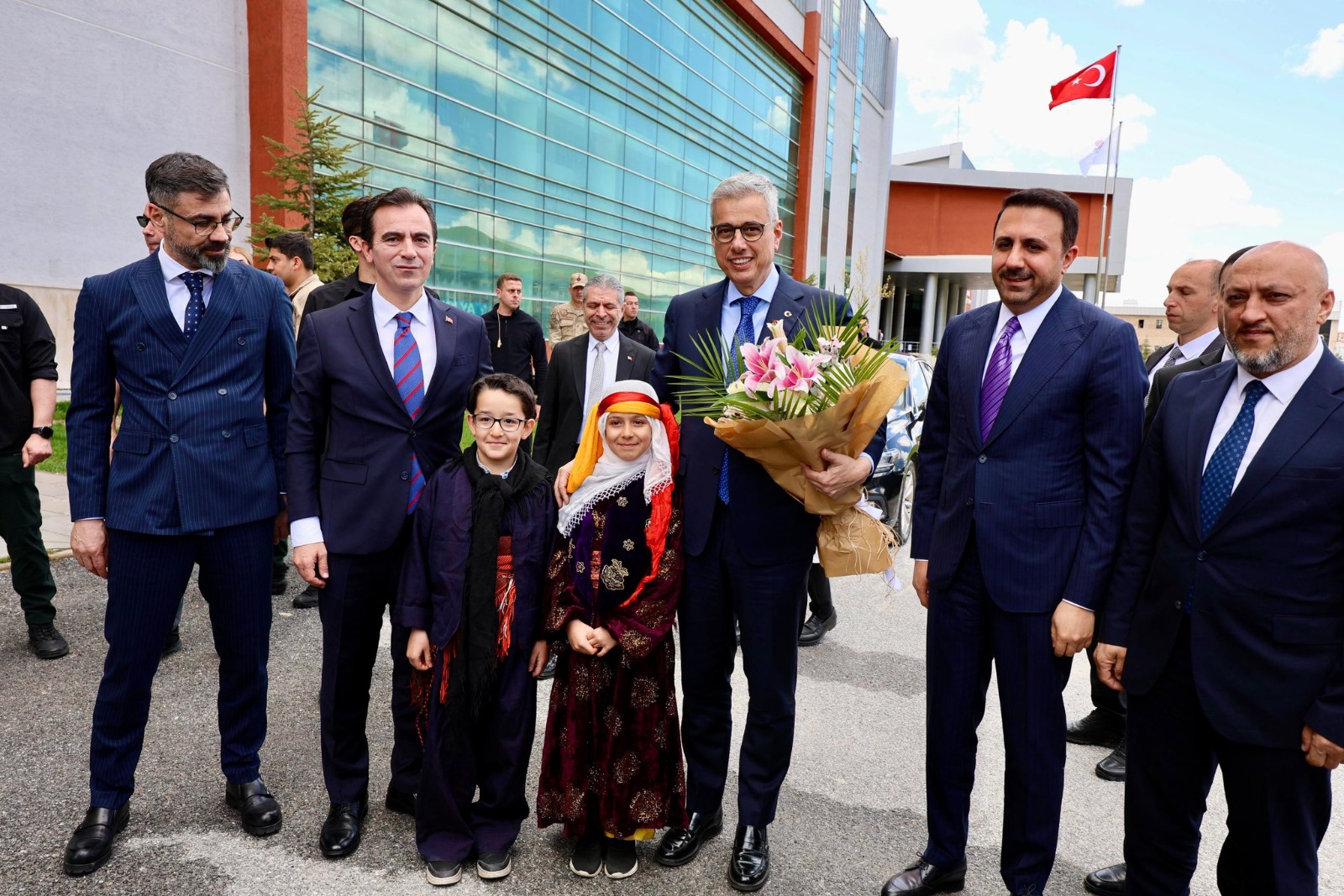 Sağlık Bakanı Memişoğlu Bitlis’te Sağlık Yatırımlarını İnceledi
