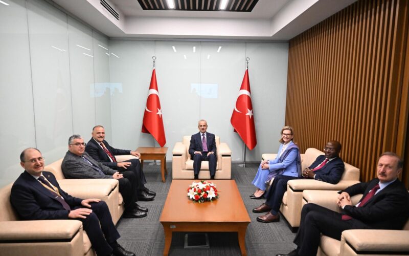 Bakan Uraloğlu’ndan Küresel Haberleşme Diplomasisi: ITU Heyetiyle Kritik Görüşme