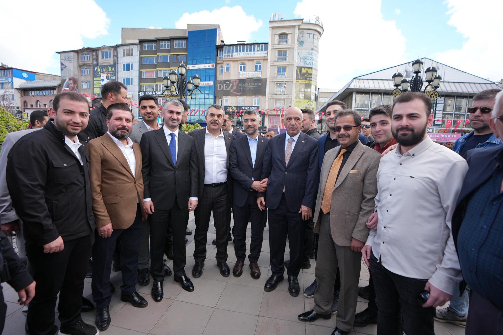 Milli Eğitim Bakanı Yusuf Tekin Erzurum’da Bayramlaşma Programına Katıldı