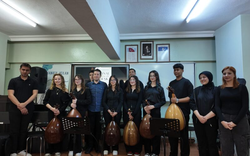 AKINAL Udileri ile Meşk” Dinletisi Büyük Beğeni Topladı