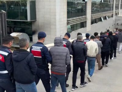 16 İlde Yasa Dışı Bahis Ve Nitelikli Dolandırıcılık Operasyonu: 94 Şüpheli Tutuklandı