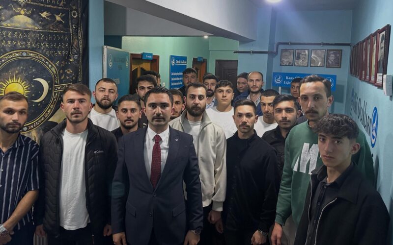 Kars Ülkü Ocakları’nda Yeni Dönem: İlk Seminer ve Kur’an-ı Kerim Tilaveti