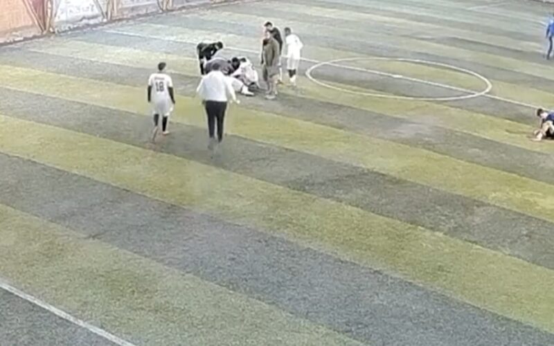 Malatya’da Halı Sahada Mucize Kurtuluş: Dili Boğazına Kaçan Genci Antrenör Hayata Döndürdü!