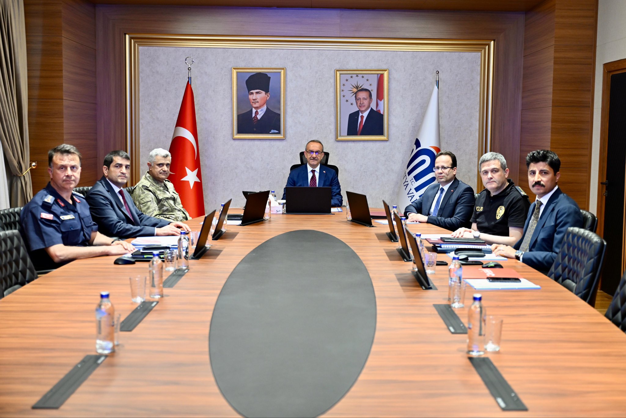 Malatya’da İl Güvenlik Asayiş ve Koordinasyon Toplantısı Gerçekleştirildi: 15 Günlük Rapor Açıklandı