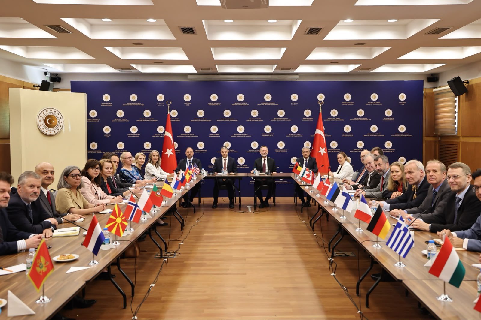 Bakan Yardımcısı Gümrükçü NATO Ankara Zirvesi Öncesi Büyükelçileri Bilgilendirdi
