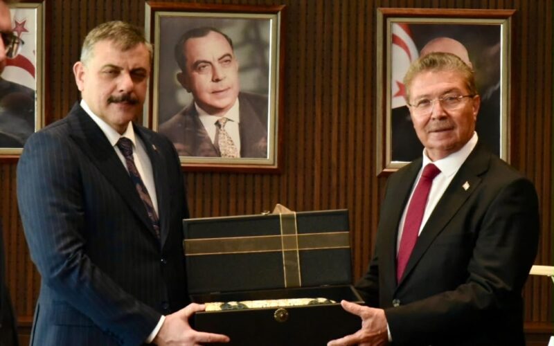 KKTC Başbakanı Ünal Üstel Ve Meclis Başkanı Ziya Öztürkler İçişleri Bakanı Mustafa Çiftçi’yi Kabul Etti