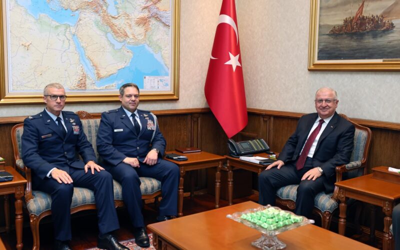 Milli Savunma Bakanı Güler ABD’li Ataşeleri Kabul Etti