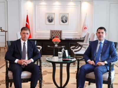 Bakan Kurum İzmir Büyükşehir Belediye Başkanı Tugay’ı Kabul Etti