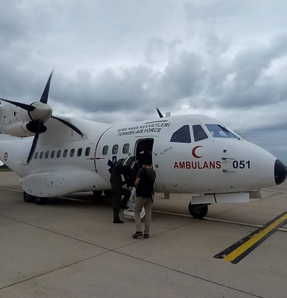 Askeri Ambulans Uçak Organ Nakli İçin Havalandı