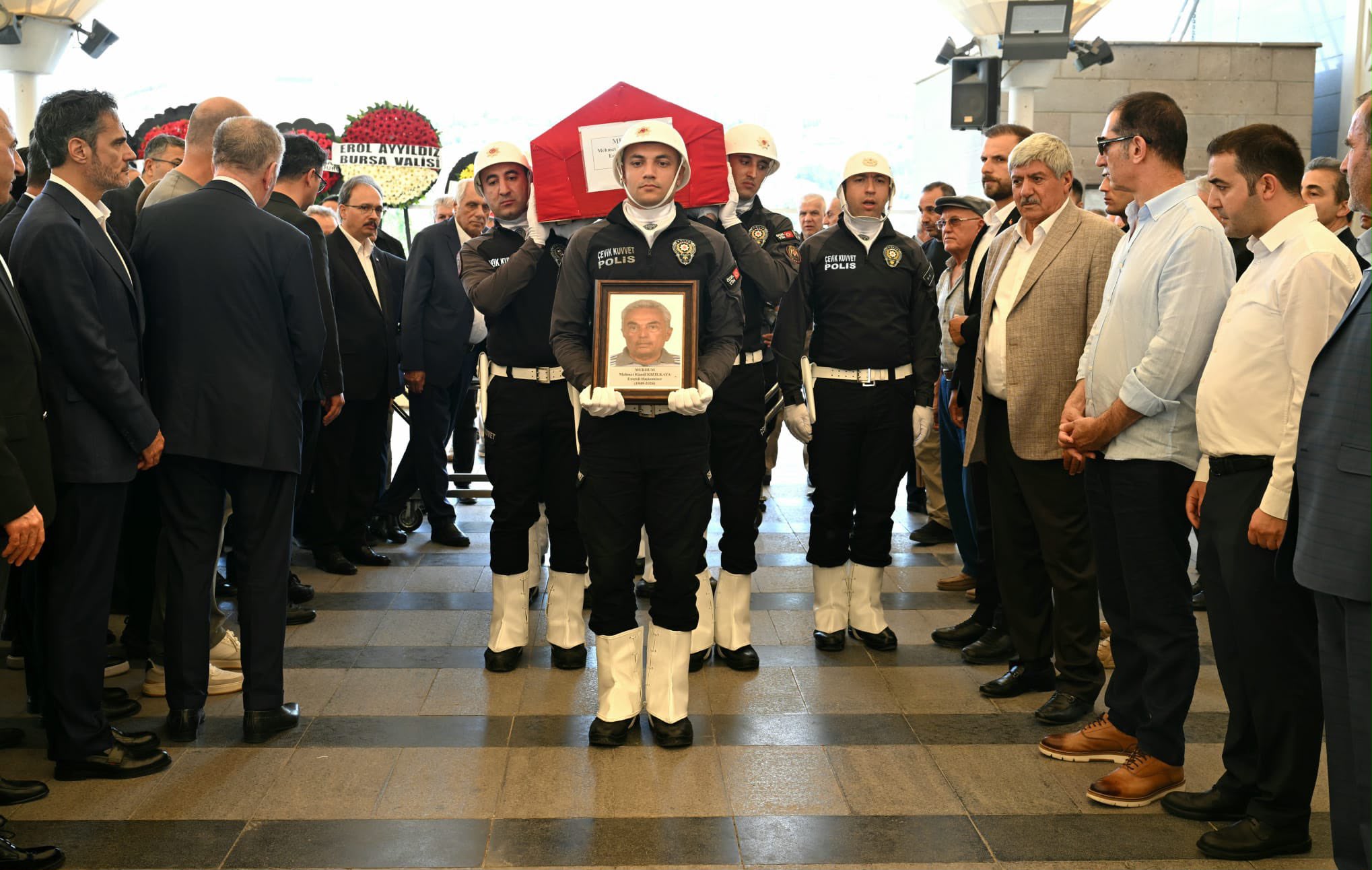 Vali Kemal Kızılkaya’nın Babası Mehmet Kamil Kızılkaya Ankara’da Son Yolculuğuna Uğurlandı