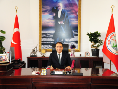 Balçova Belediye Başkanı Onur Yiğit Görevine İade Edildi