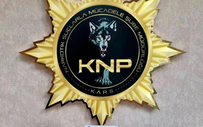 Kars’ta Ayakkabı Tabanından 123,61 Gram Metamfetamin Çıktı