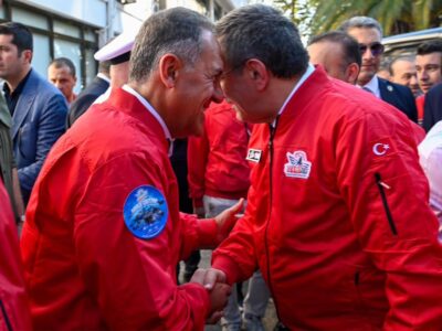 Yalova Valisi Dr. Ahmet Hamdi Usta’dan Cumhurbaşkanı Yardımcısı Cevdet Yılmaz’a Yalova Daveti