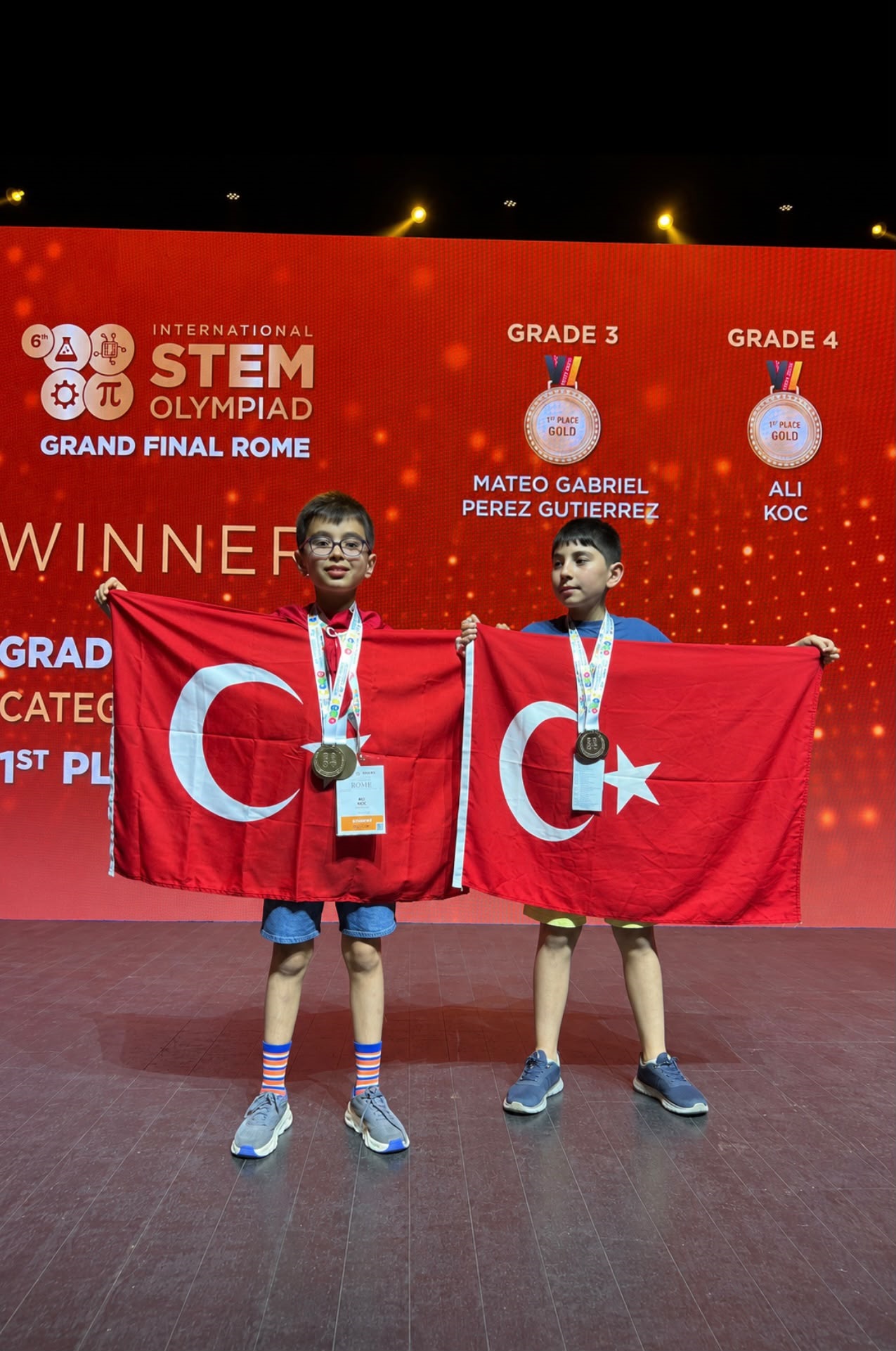 Türk Öğrencilerden İtalya’da Büyük Başarı: STEM’de Dünya Şampiyonu Oldular