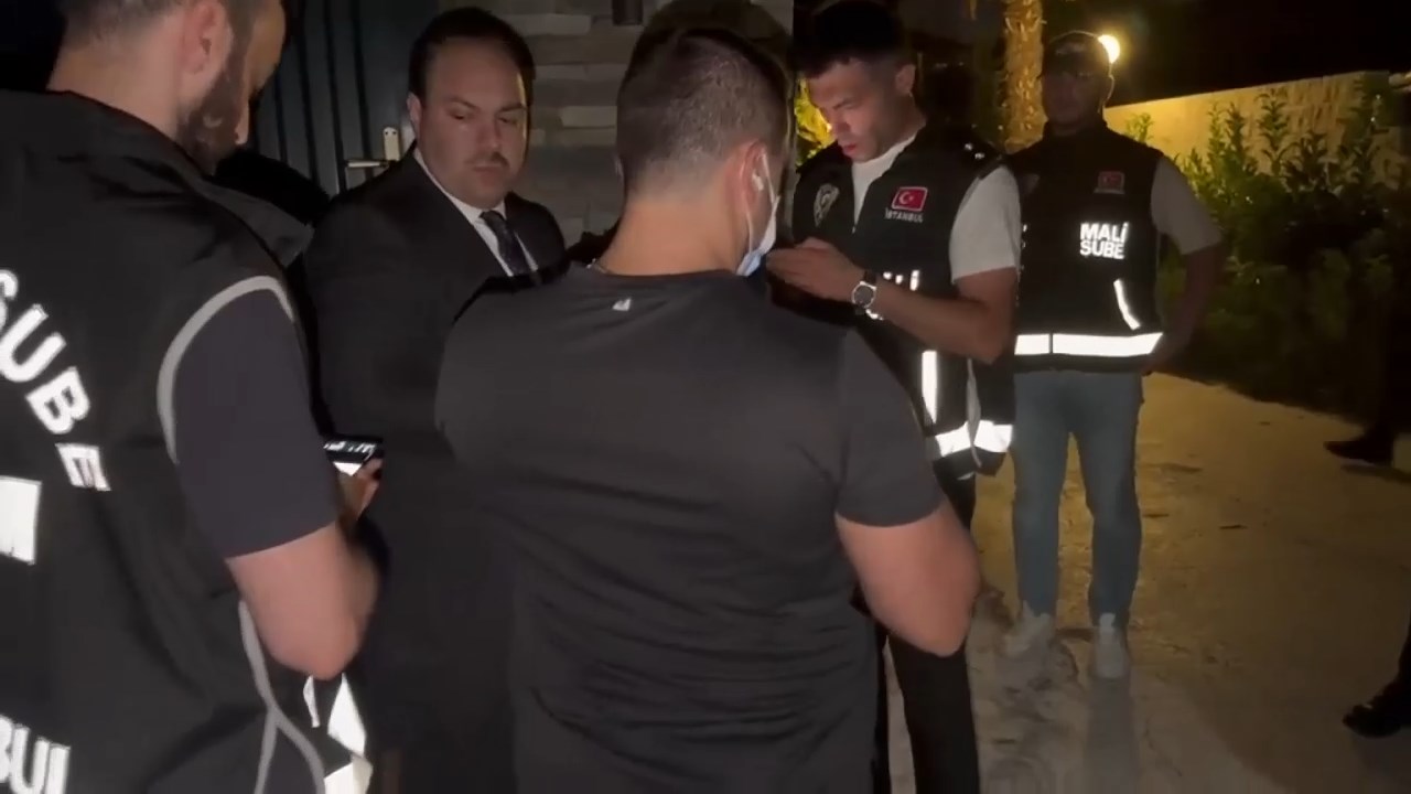 Alihan Kuriş’in Gözaltına Alındığı Anlara Ait Yeni Görüntüler Ortaya Çıktı