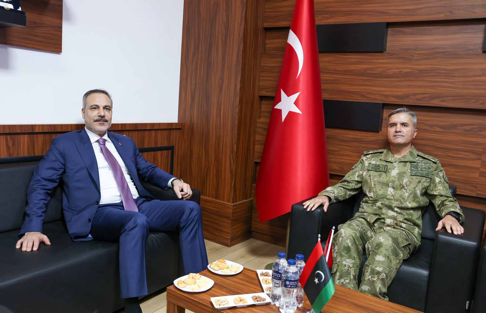 Dışişleri Bakanı Fidan TSK Libya Görev Grup Komutanlığını Ziyaret Etti