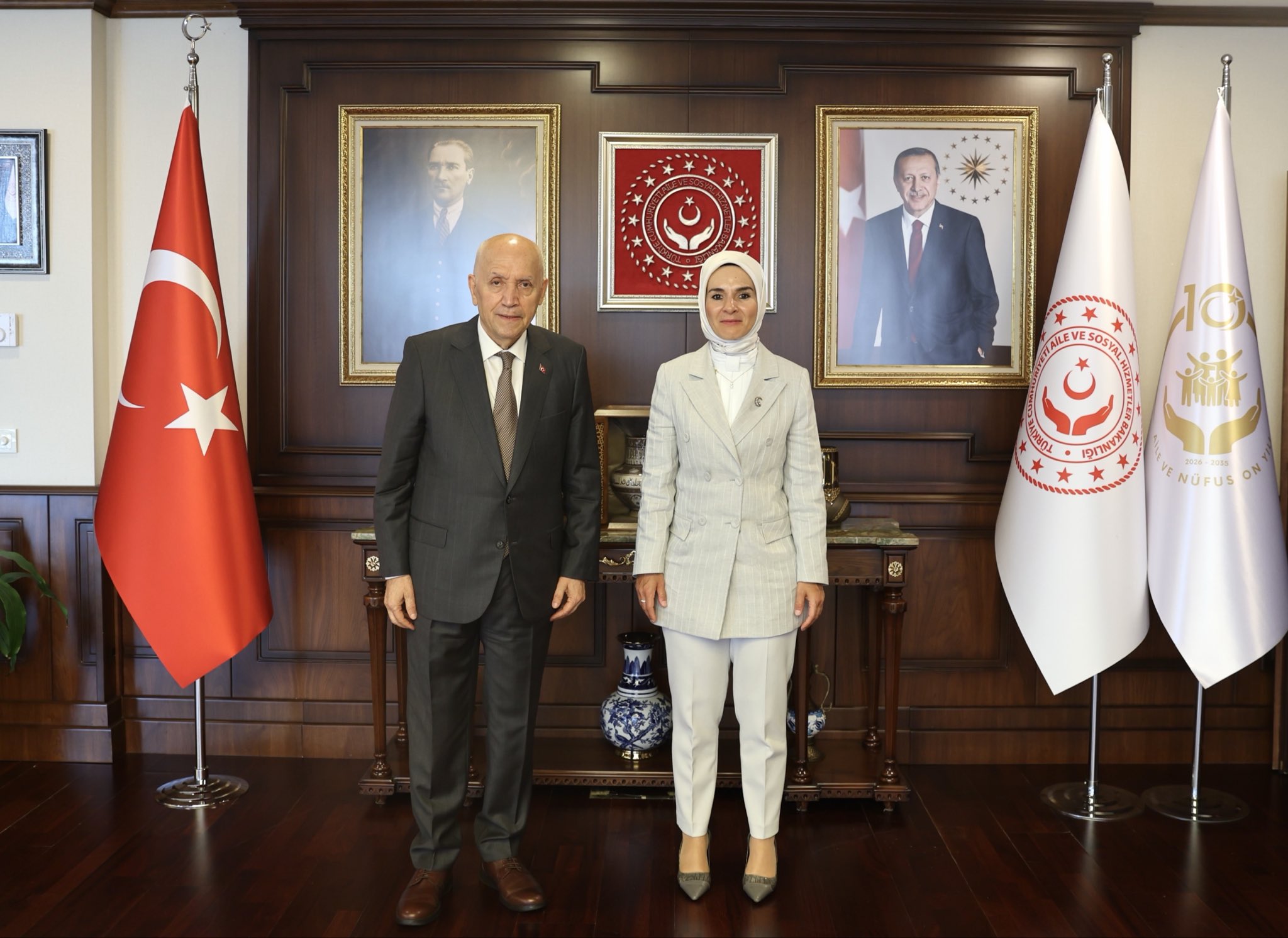 Bakan Göktaş Yenimahalle Belediye Başkanı Yaşar İle Görüştü