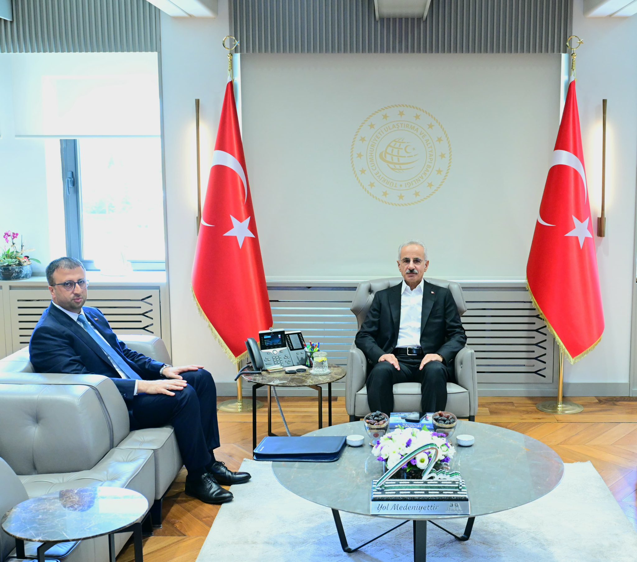Bakan Uraloğlu ASELSAN Genel Müdürü Akyol İle Görüştü