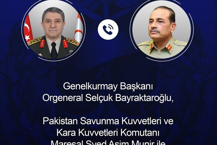 Genelkurmay Başkanı Orgeneral Bayraktaroğlu Pakistanlı Mevkidaşı İle Görüştü