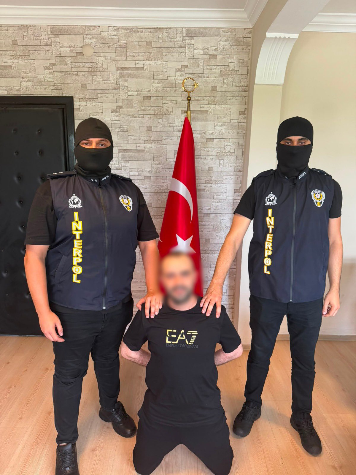 Gürcistan’da Yakalanan İki Organize Suç Örgütü Elebaşı Türkiye’ye İade Edildi