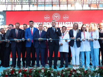 Bakan Memişoğlu İzmir’e İkinci Şehir Hastanesi Müjdesini Verdi