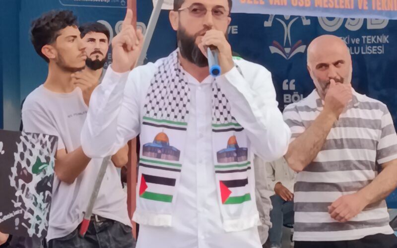 Van Boykot Ekibi: “Göz boyayan illüzyonlara ve barış masalına karşıyız”
