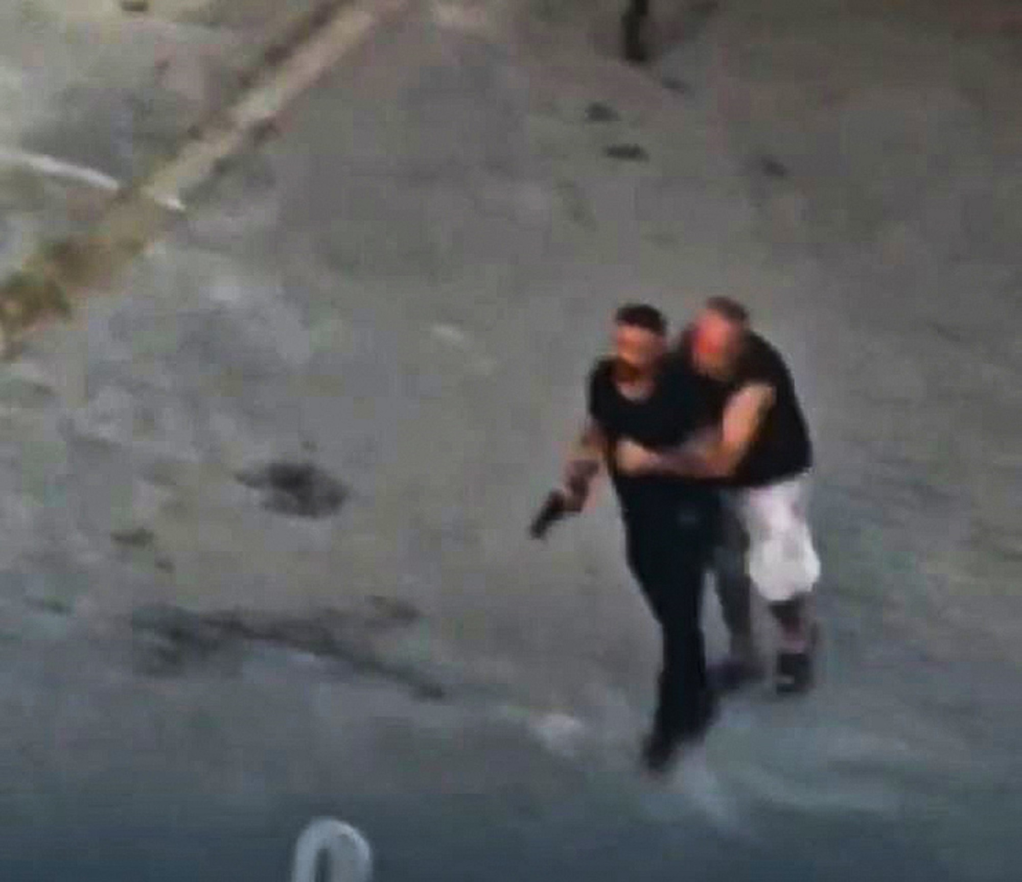 Adana’da Taziye Evinde Silahlı Kavga: O Anlar Kamerada