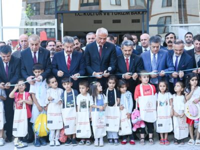 Kültür ve Turizm Bakanı Mehmet Nuri Ersoy Şırnak İl Halk Kütüphanesini Hizmete Açtı