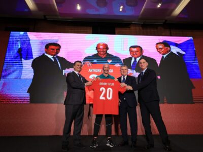 Gençlik ve Spor Bakanı Dr. Osman Aşkın Bak Merkez Hakem Kurulu Yaz Seminerinde Hakem Camiasıyla Bir Araya Geldi