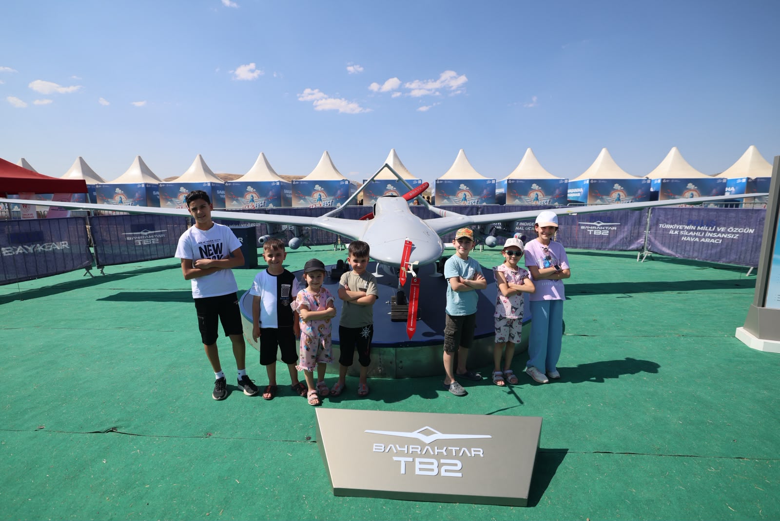 Bayraktar TB2 SİHA Siirt’te Ziyaretçilerle Buluşuyor: 3 Eylül’e Kadar Ziyarete Açık